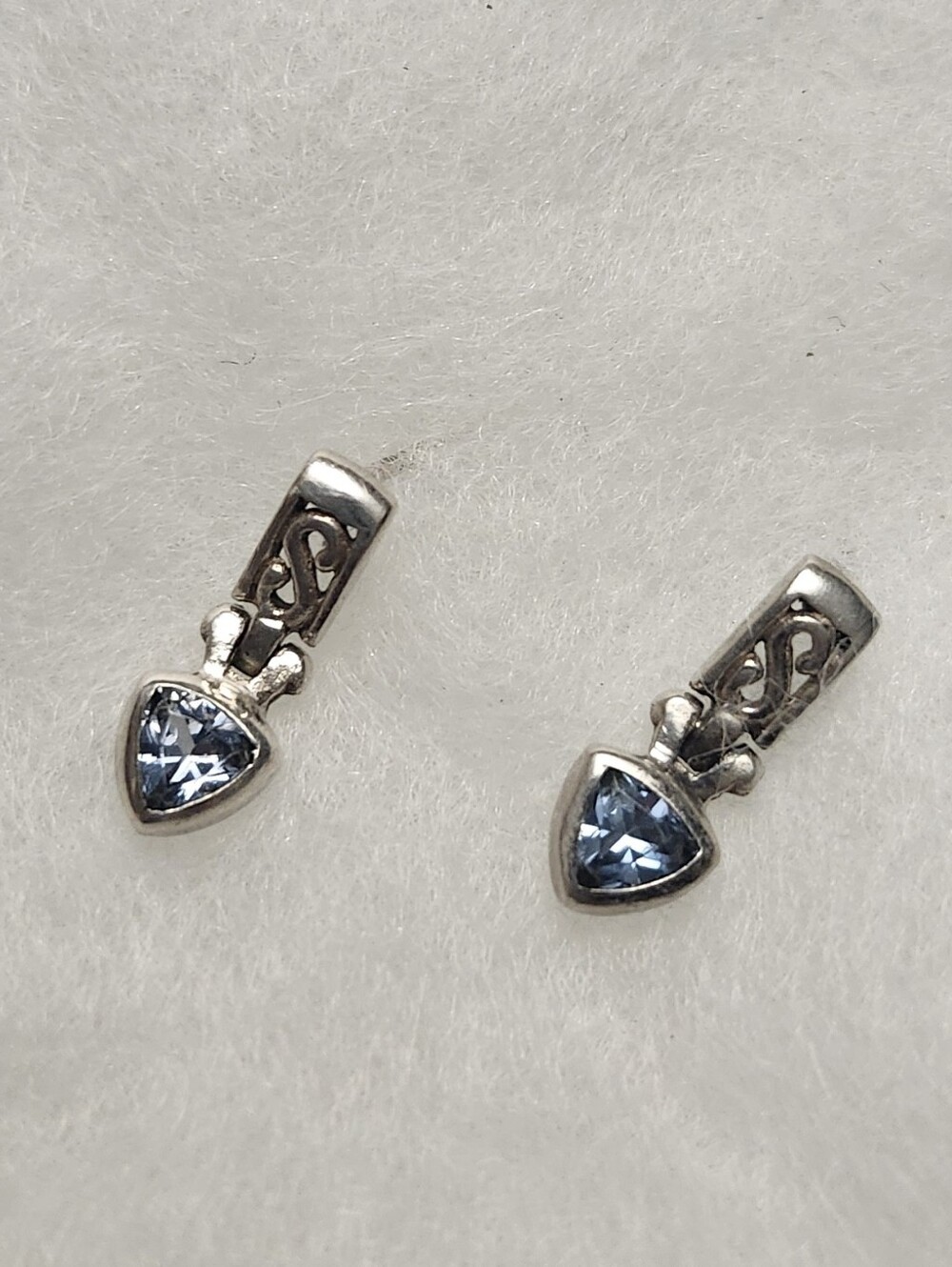 Vintage Sterling Silver 925 Trillion Cut Bezel Set Sky Blue Topaz Drop Earrings